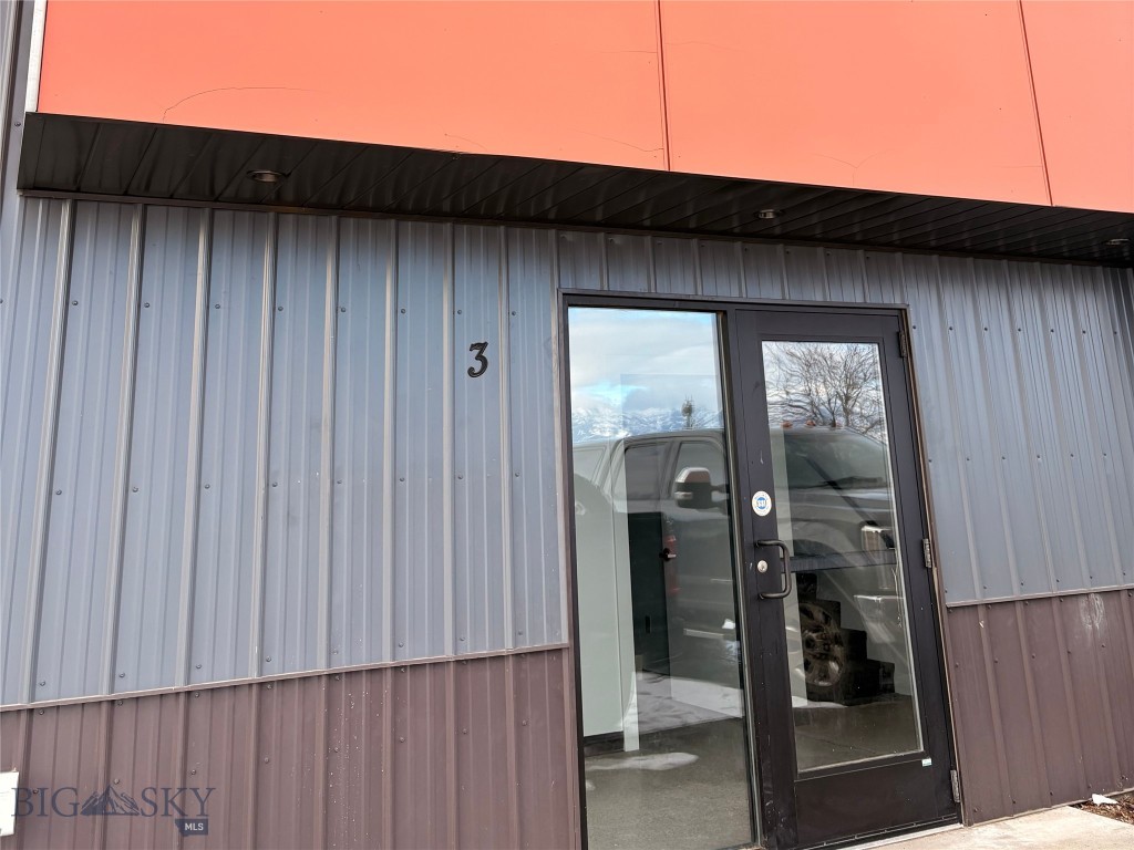 191 Village Center Lane 3