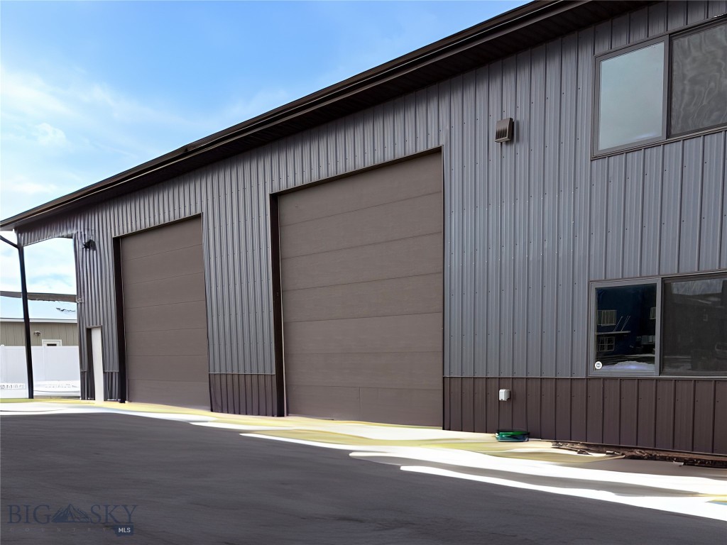 191 Village Center Lane 3