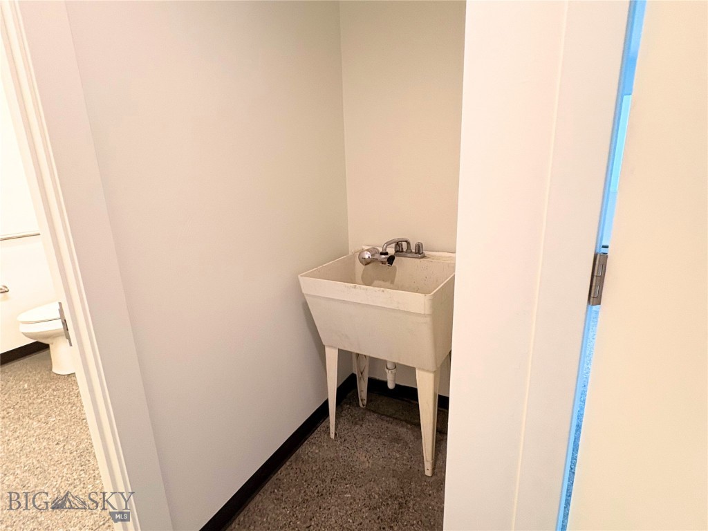 191 Village Center Lane 3