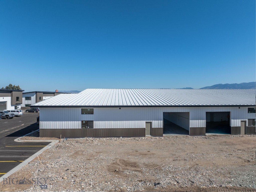 106 Stone River Road C