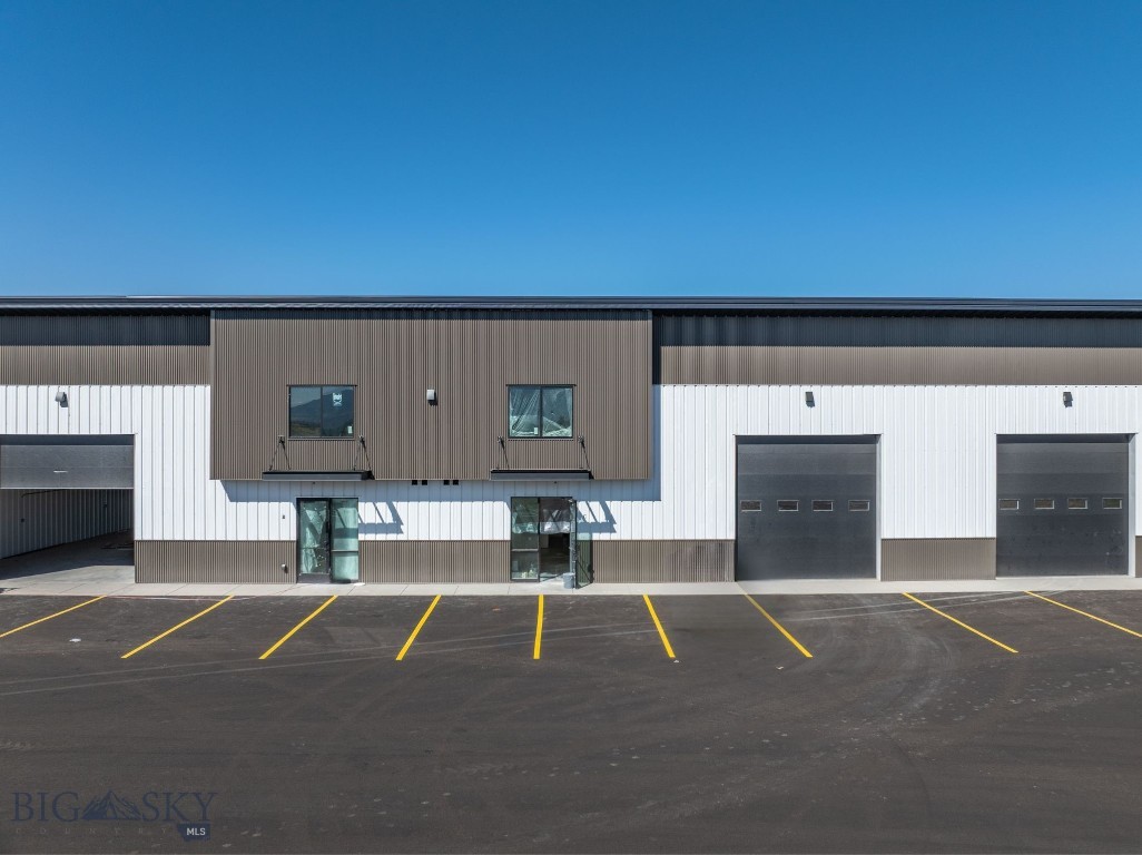 108 Stone River Road A, B, C, D