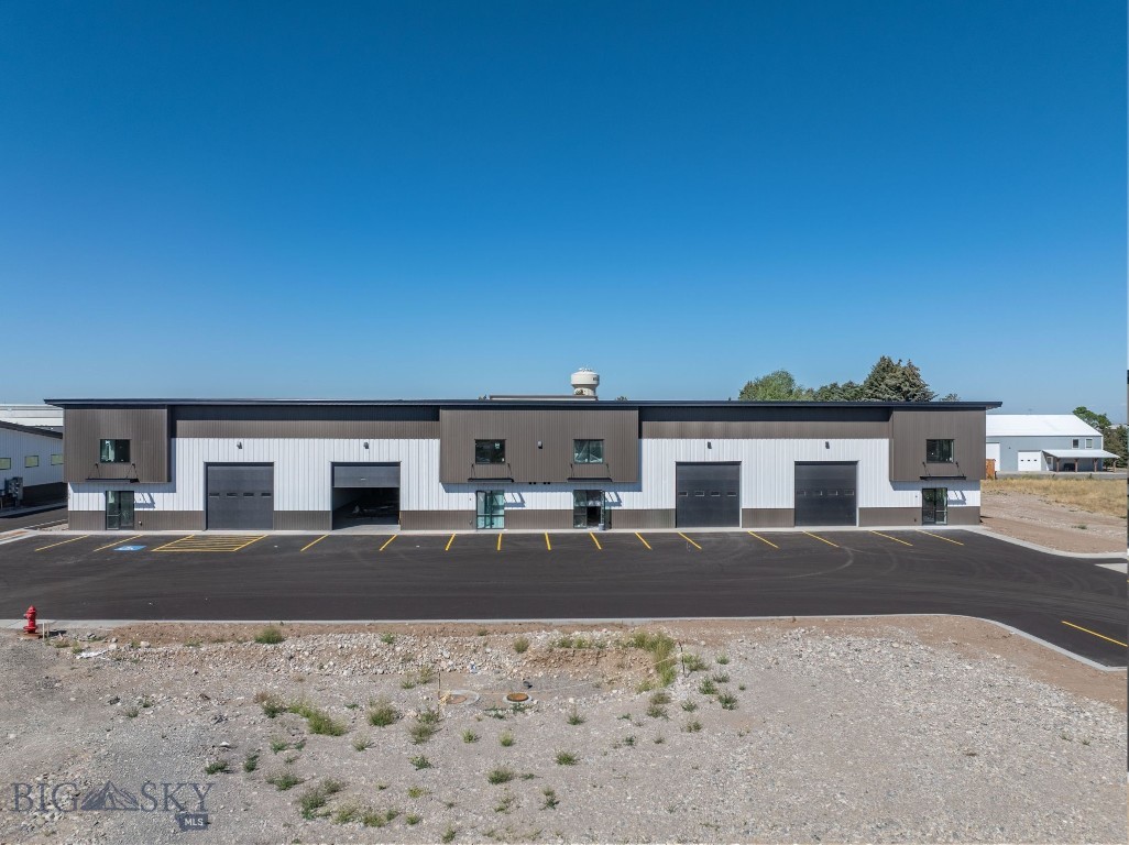 108 Stone River Road A, B, C, D