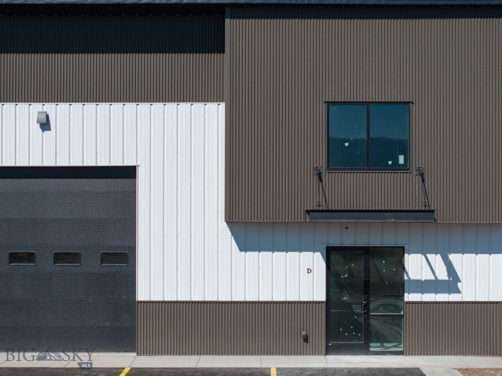 108 Stone River Road A, B, C, D