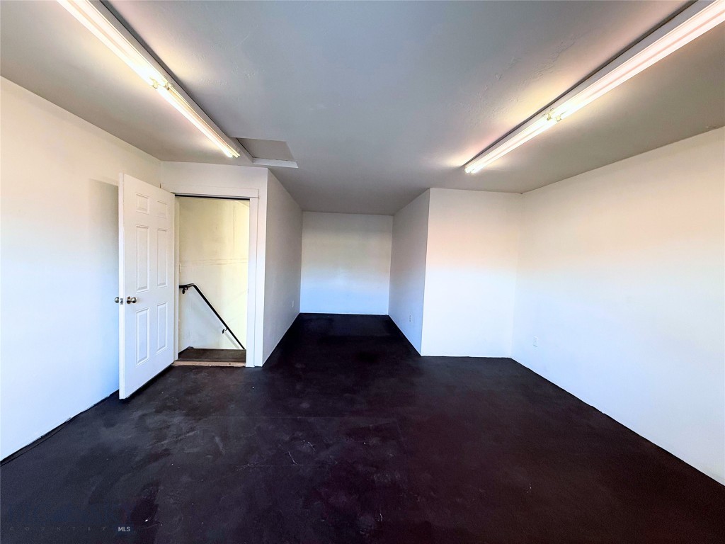 214 Shepherd Trail E