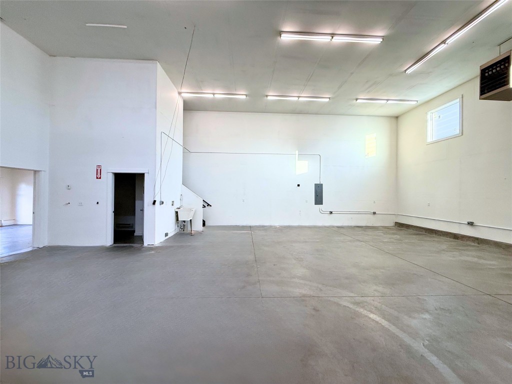 214 Shepherd Trail E