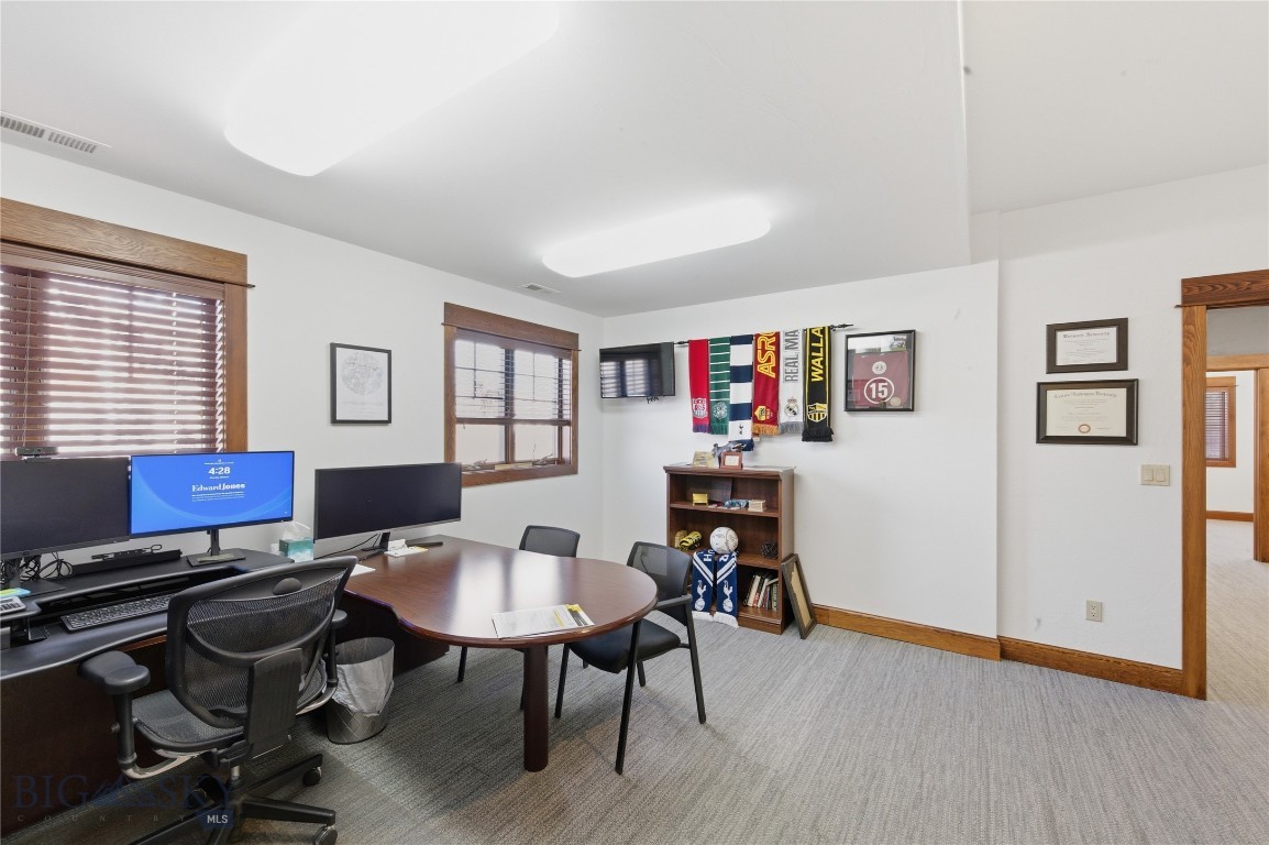 3508 Laramie Drive 4