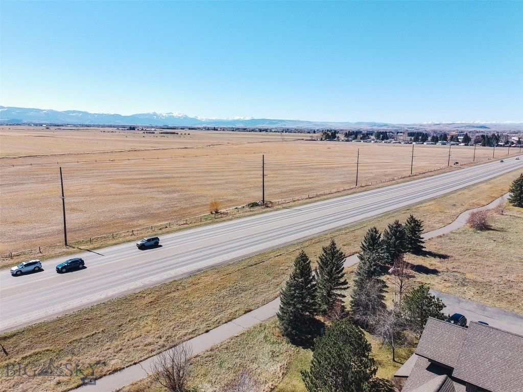 3508 Laramie Drive 4