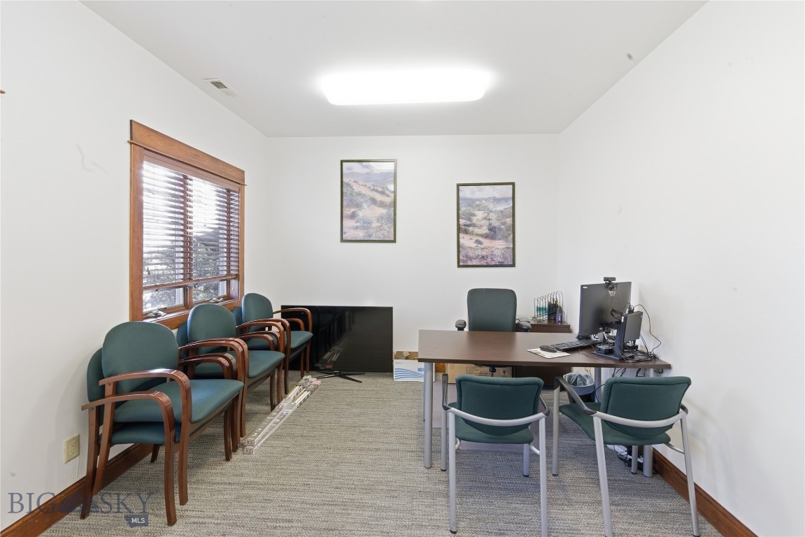 3508 Laramie Drive 4