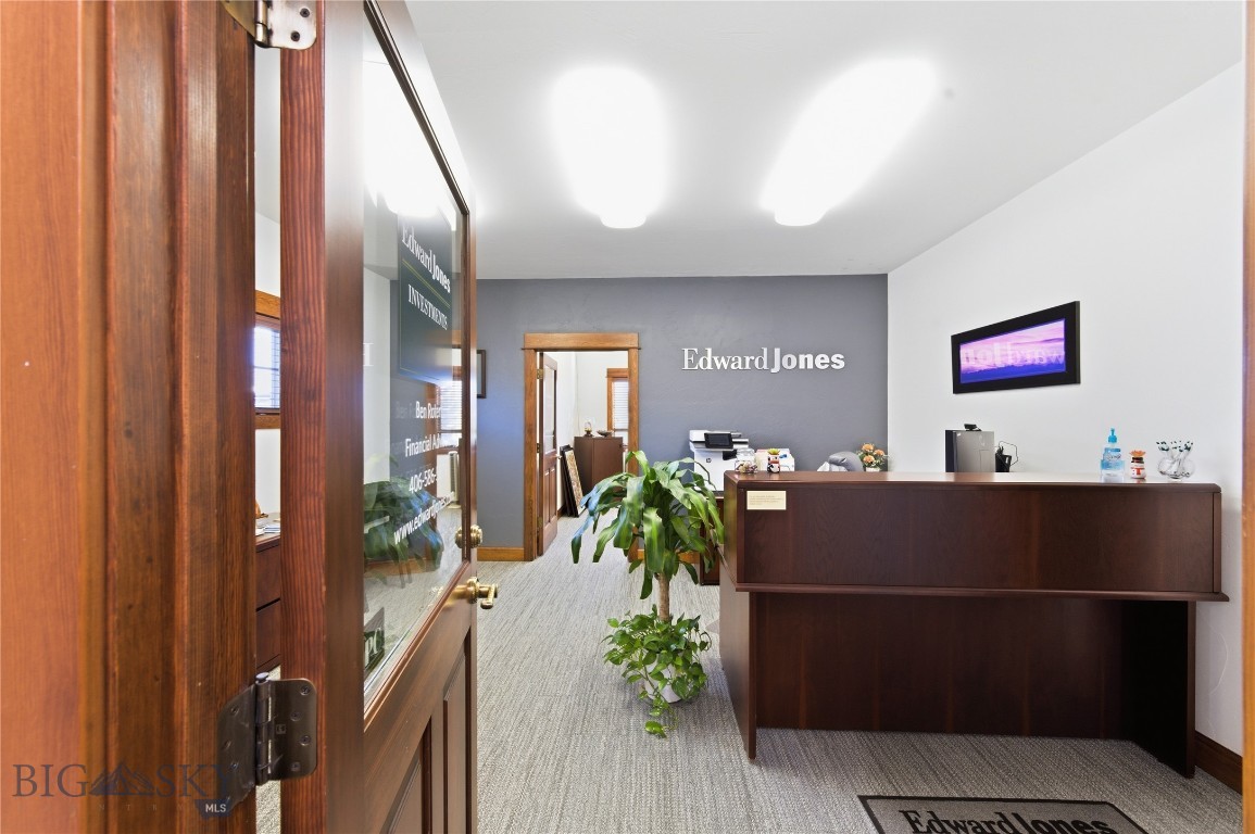 3508 Laramie Drive 4