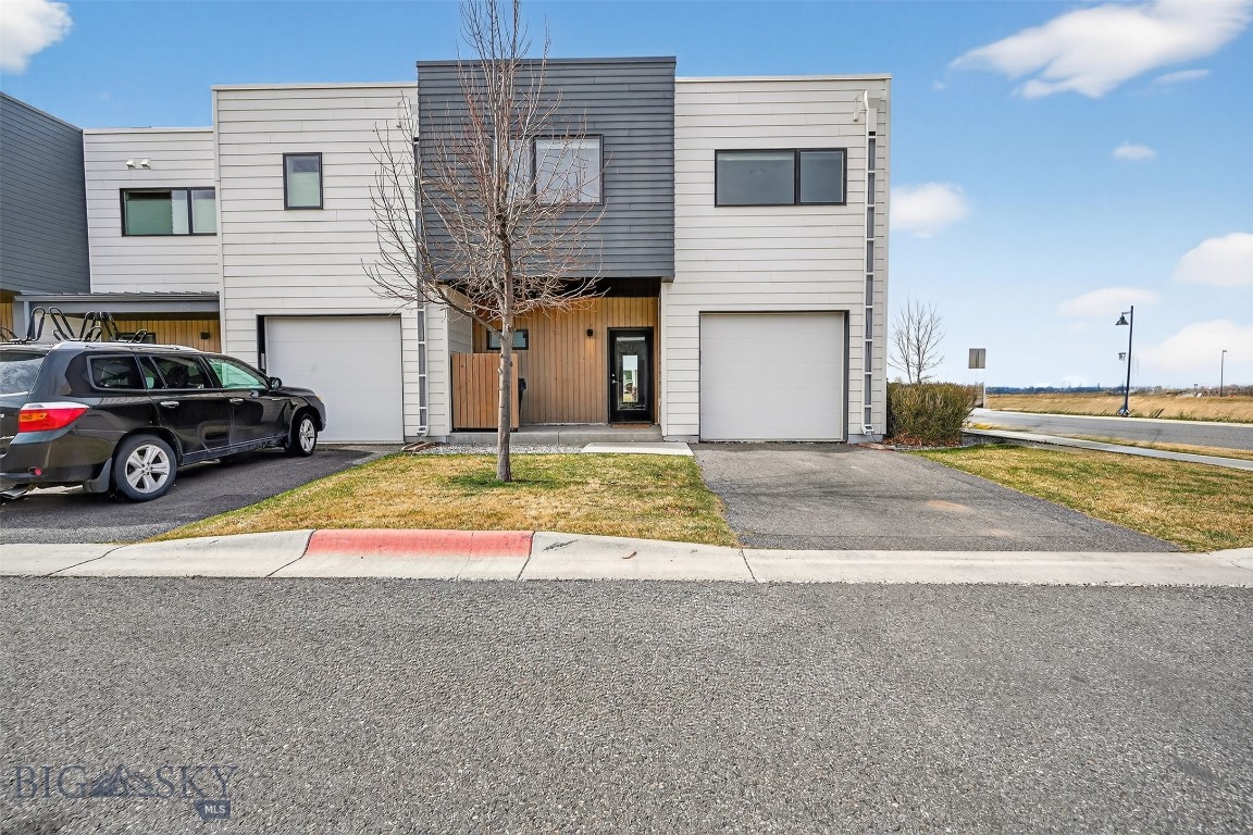 2586 Milkhouse Avenue