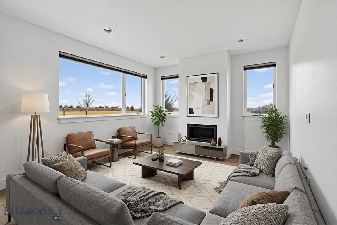 2586 Milkhouse Avenue