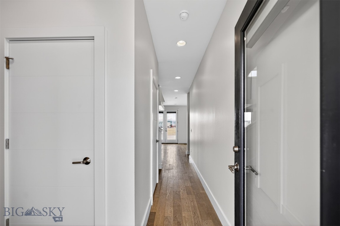 2586 Milkhouse Avenue