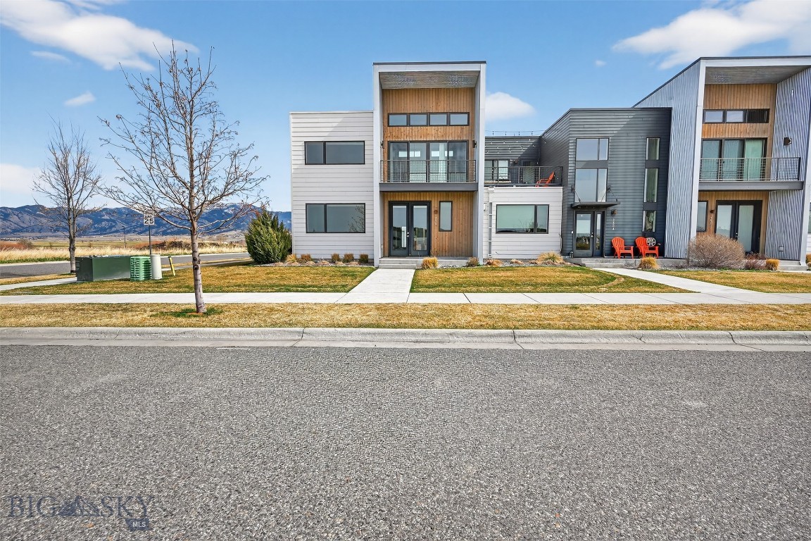 2586 Milkhouse Avenue