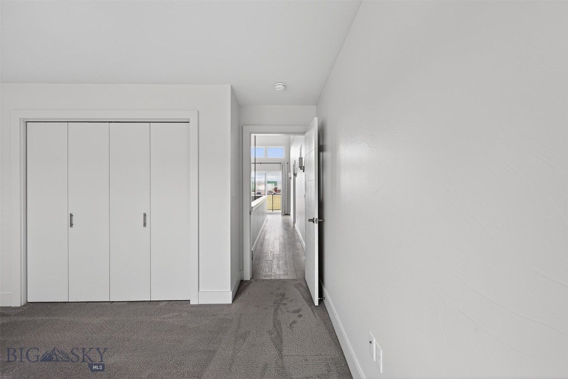 2586 Milkhouse Avenue