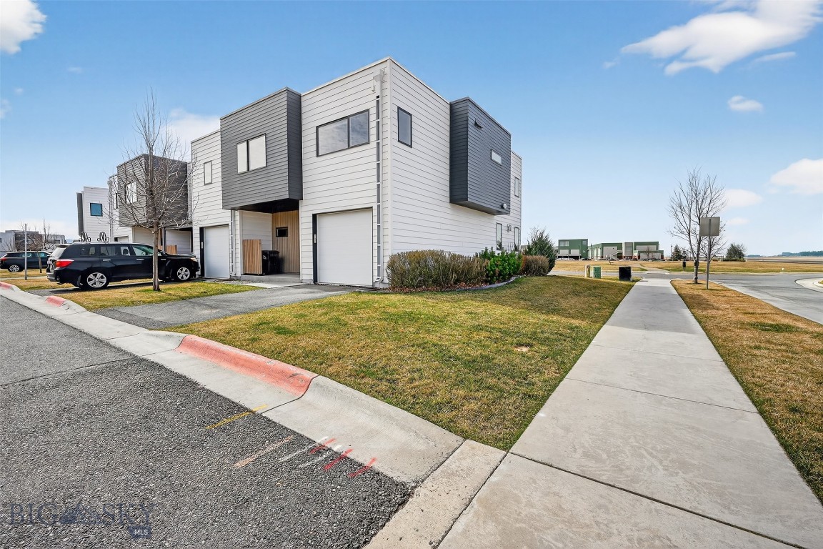 2586 Milkhouse Avenue