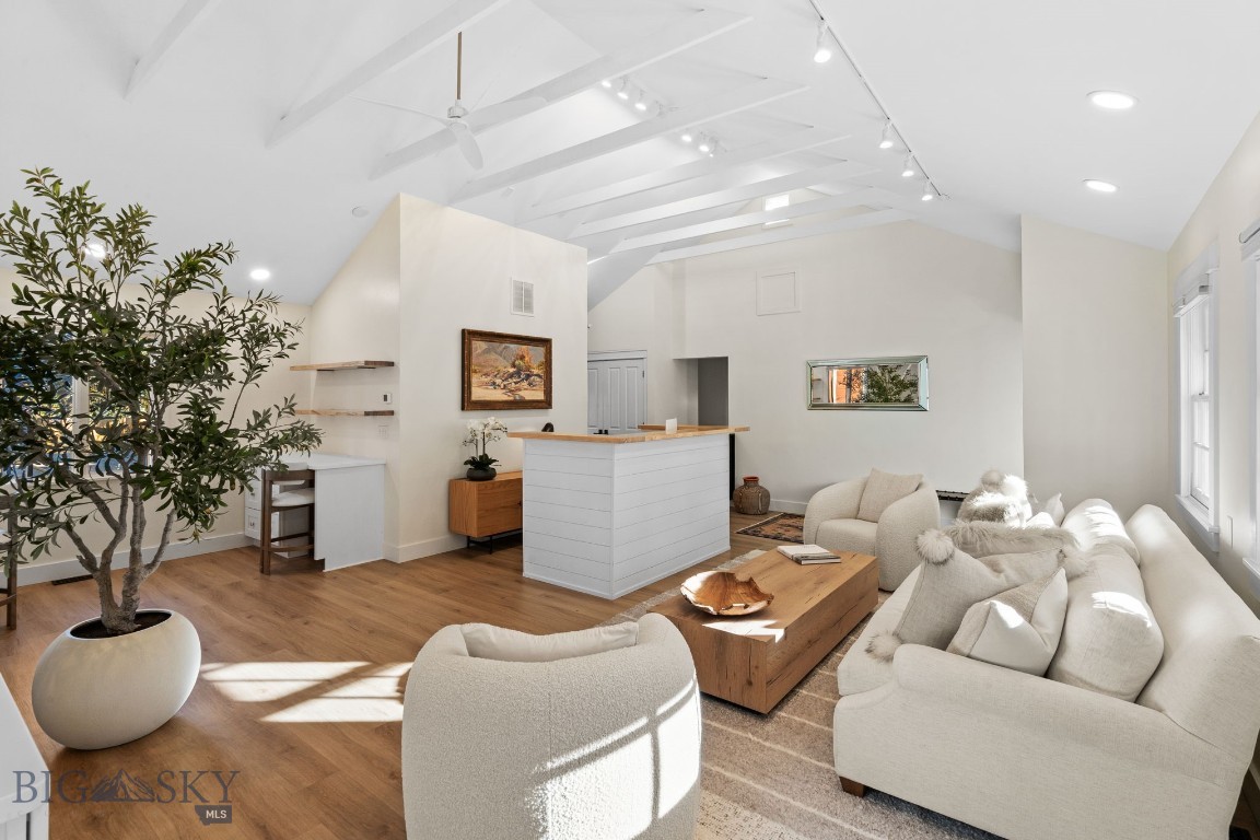 417 W Mendenhall Street