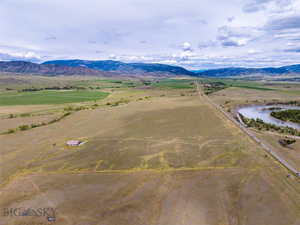 4125 US Highway 89 S