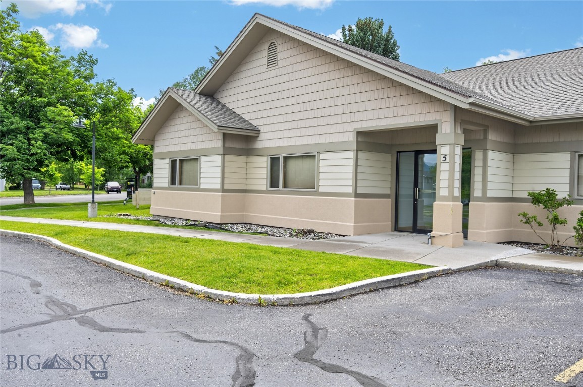 517 S 22nd Avenue 5&6