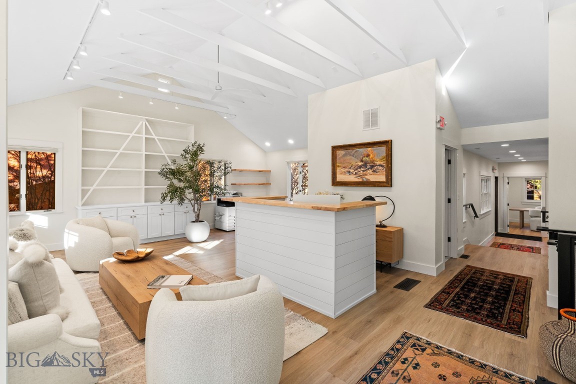417 W Mendenhall Street
