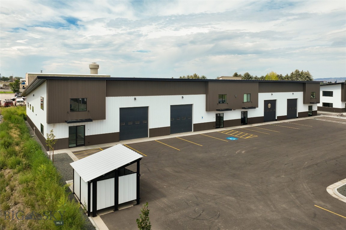 110 Stone River Road A