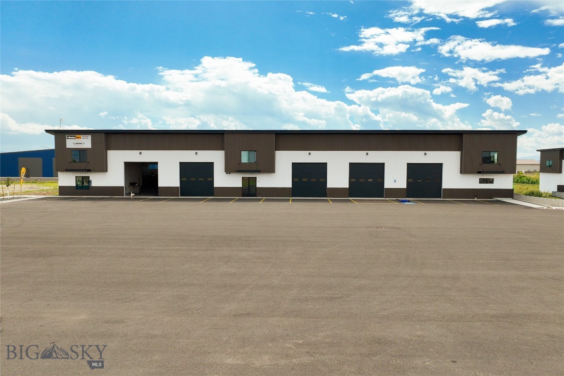 108 Stone River Road B
