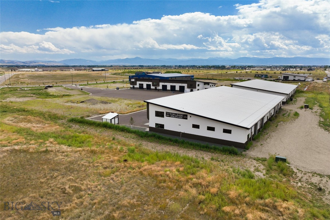 108 Stone River Road B