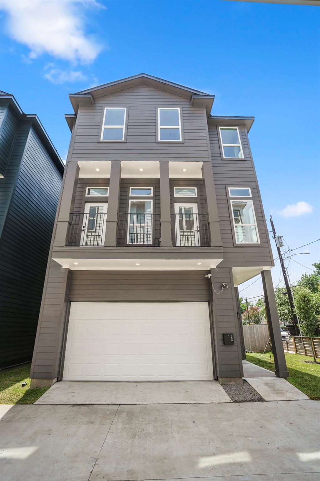 1226 E 23rd Street