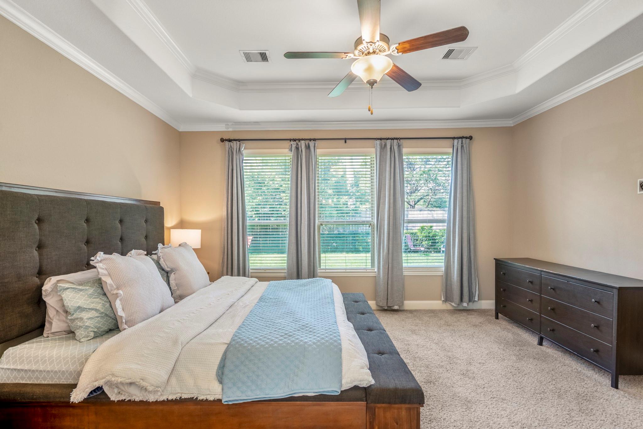 6815 Cottonwood Crest Lane