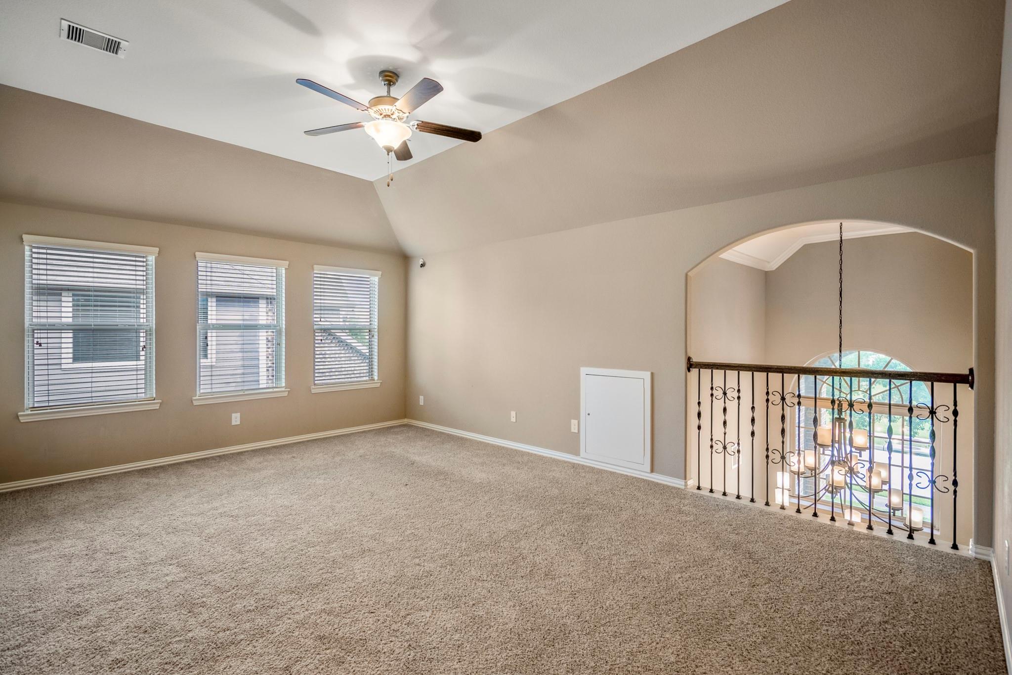 6815 Cottonwood Crest Lane