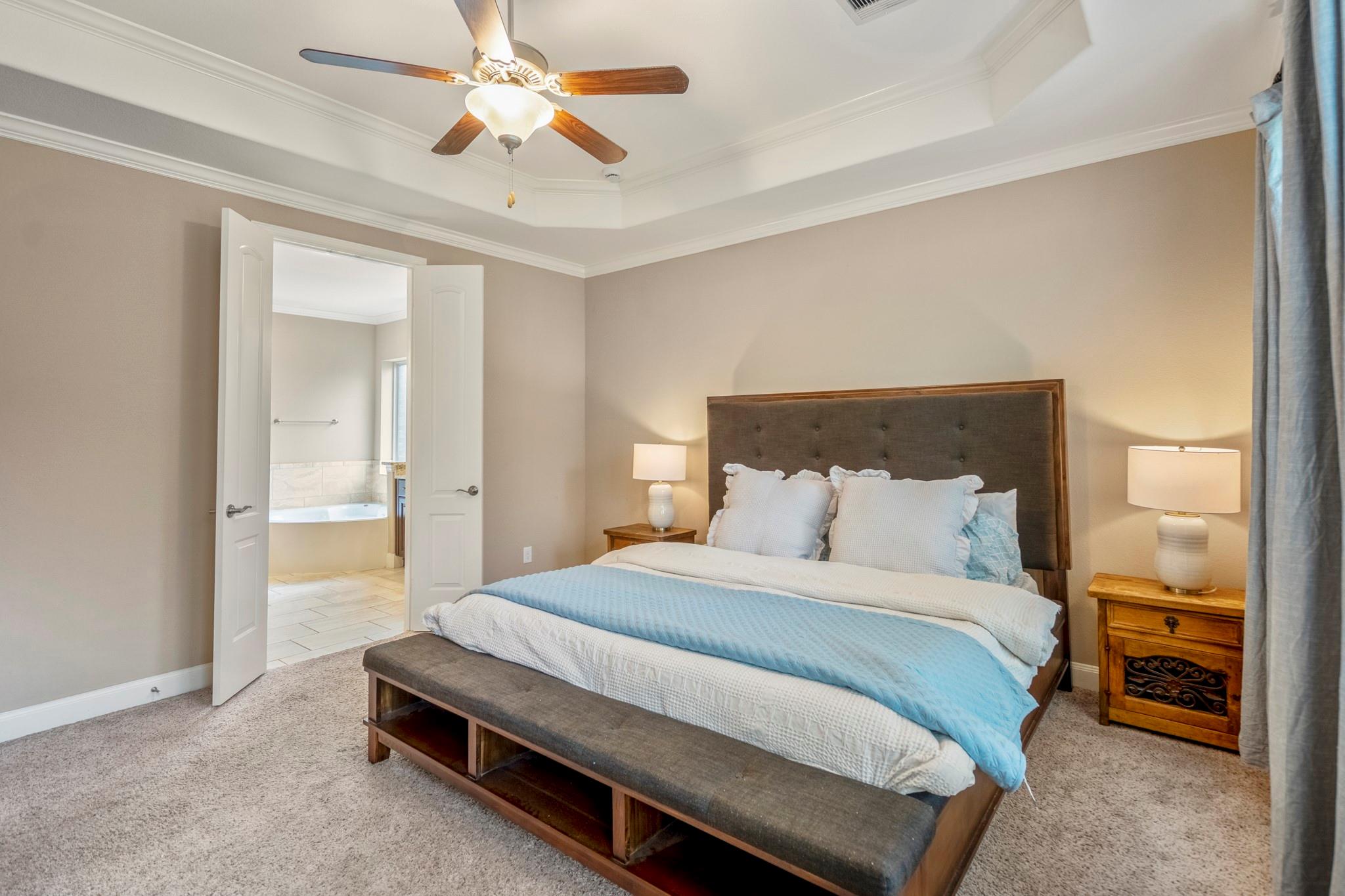 6815 Cottonwood Crest Lane