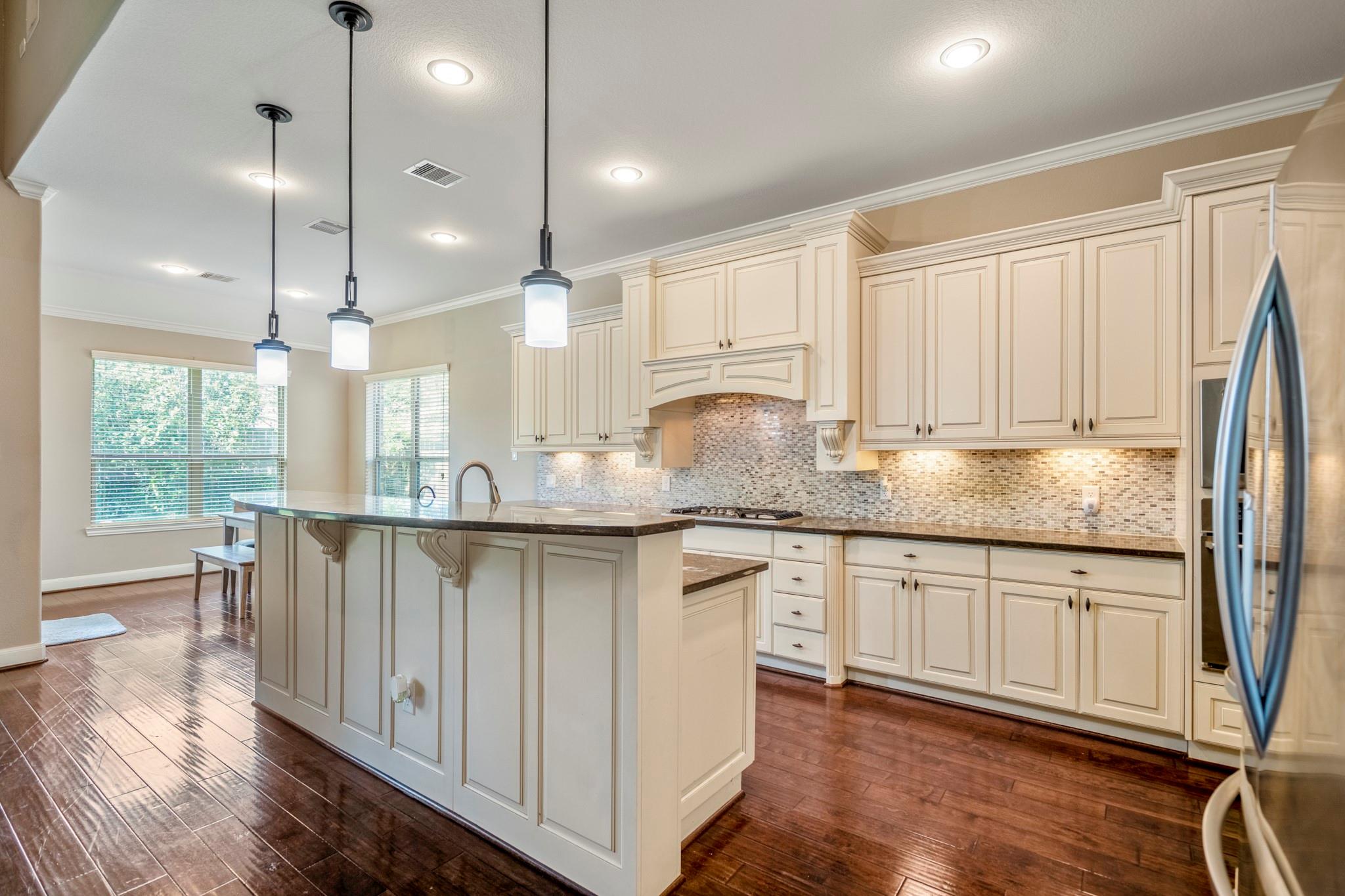 6815 Cottonwood Crest Lane