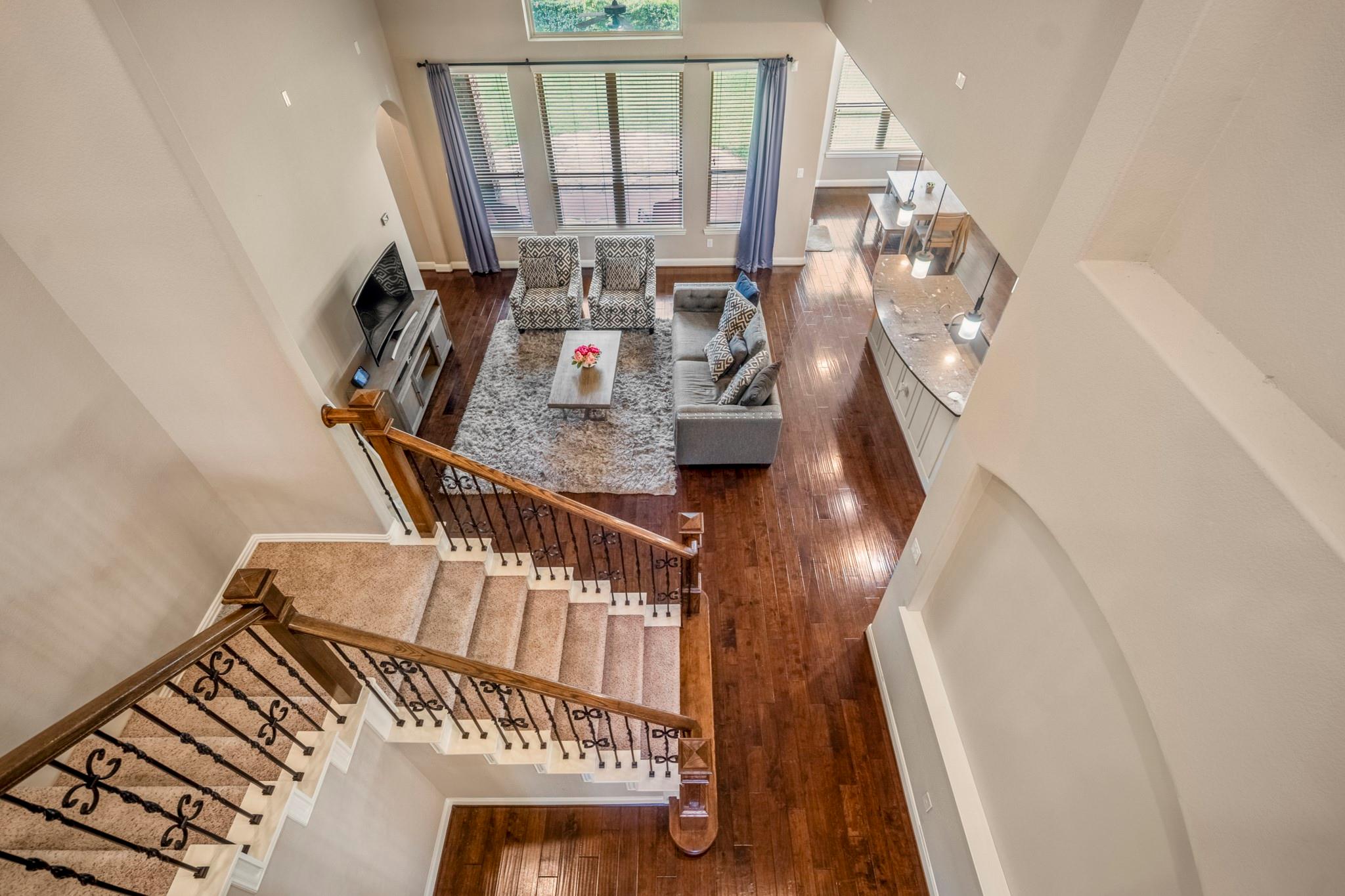 6815 Cottonwood Crest Lane