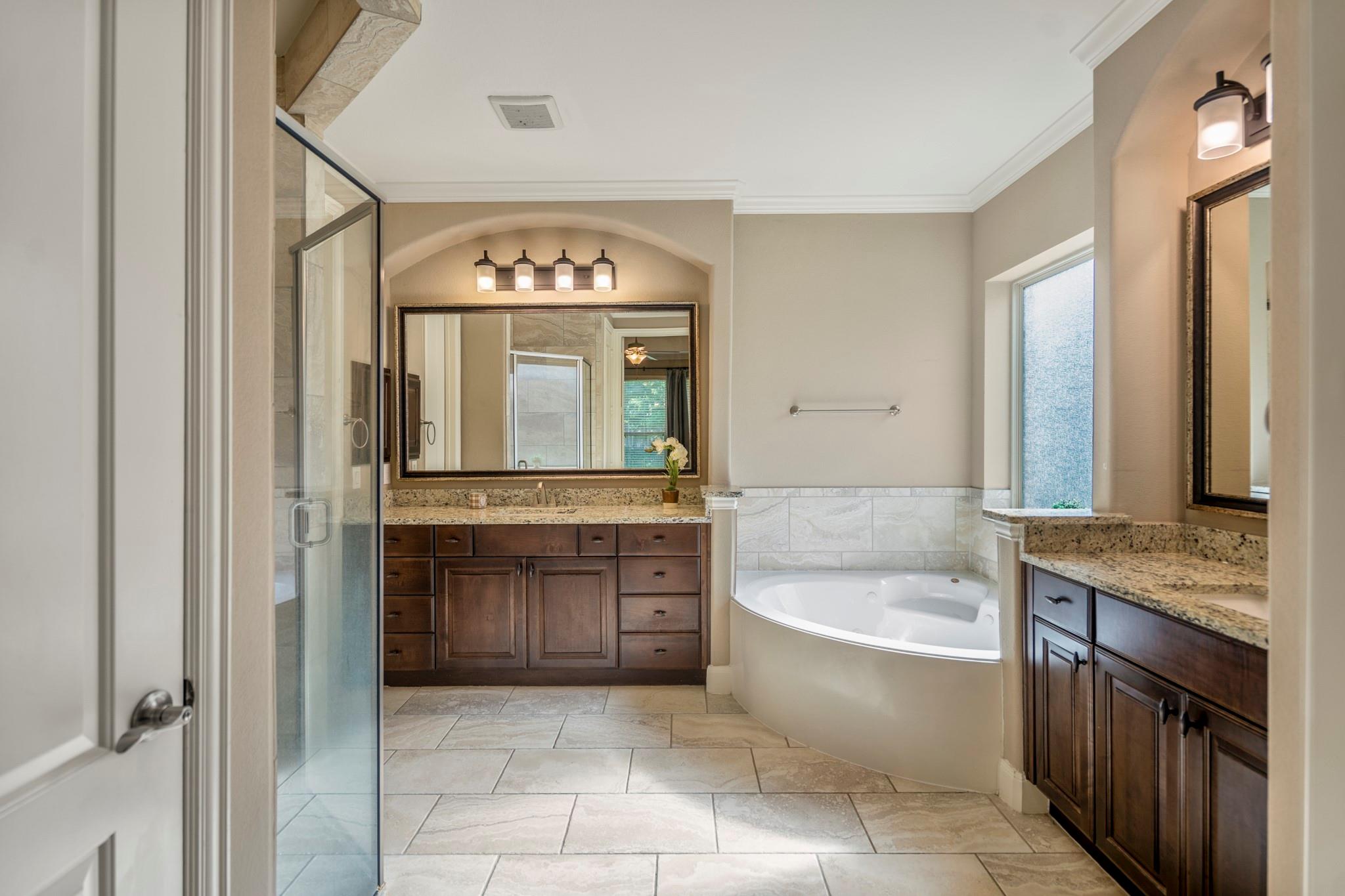 6815 Cottonwood Crest Lane