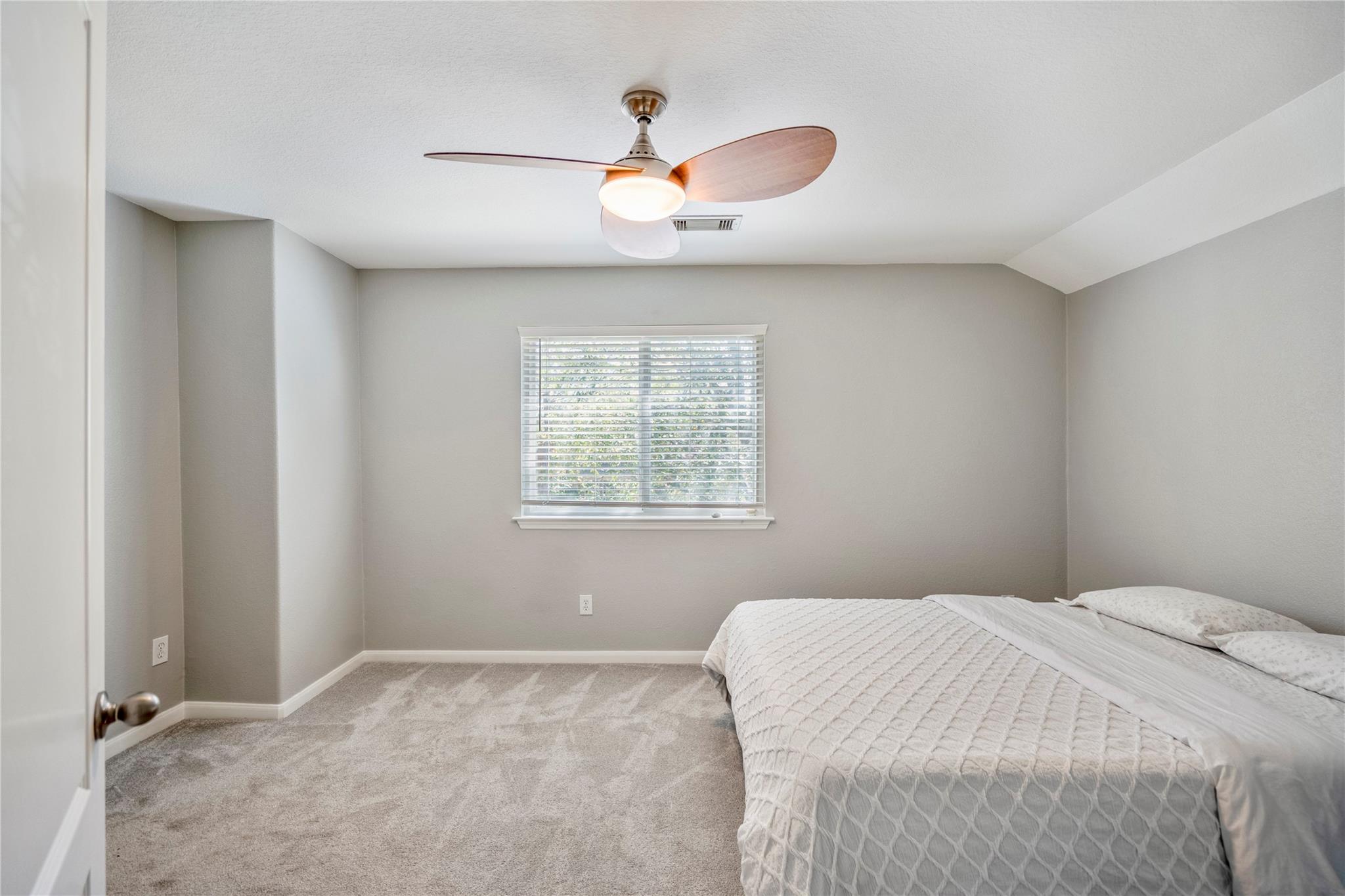 17603 Fall River Pass Court