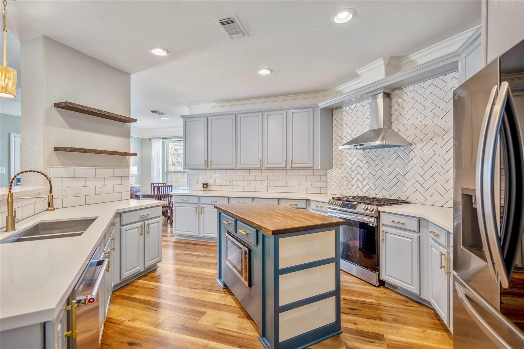 17603 Fall River Pass Court
