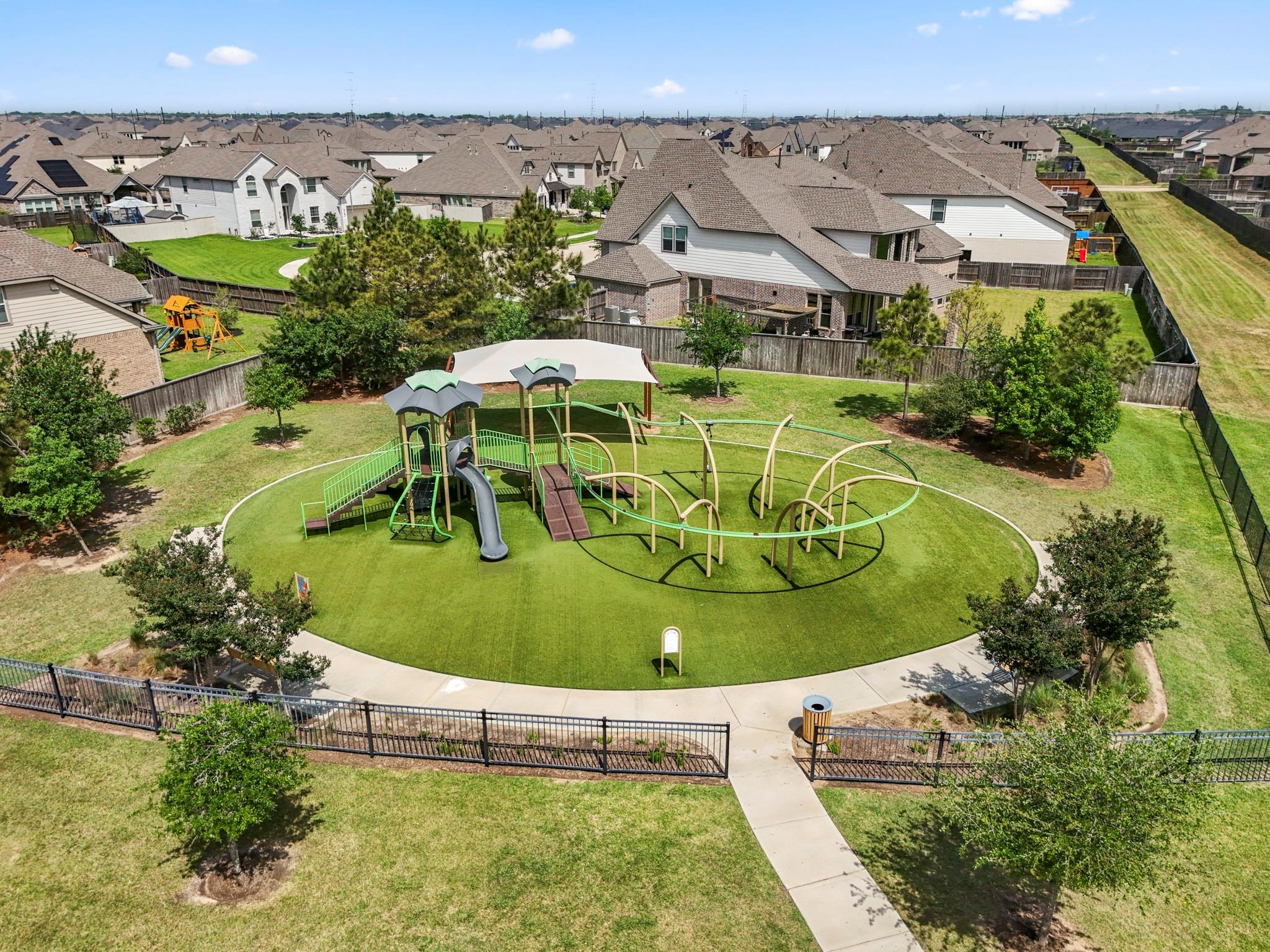 6815 Cottonwood Crest Lane
