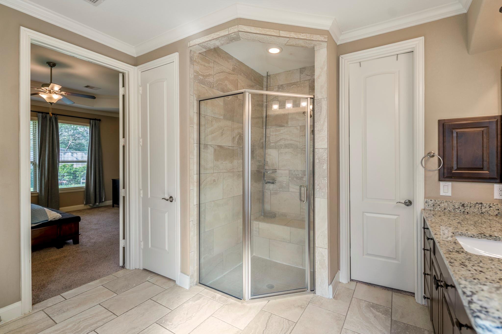 6815 Cottonwood Crest Lane
