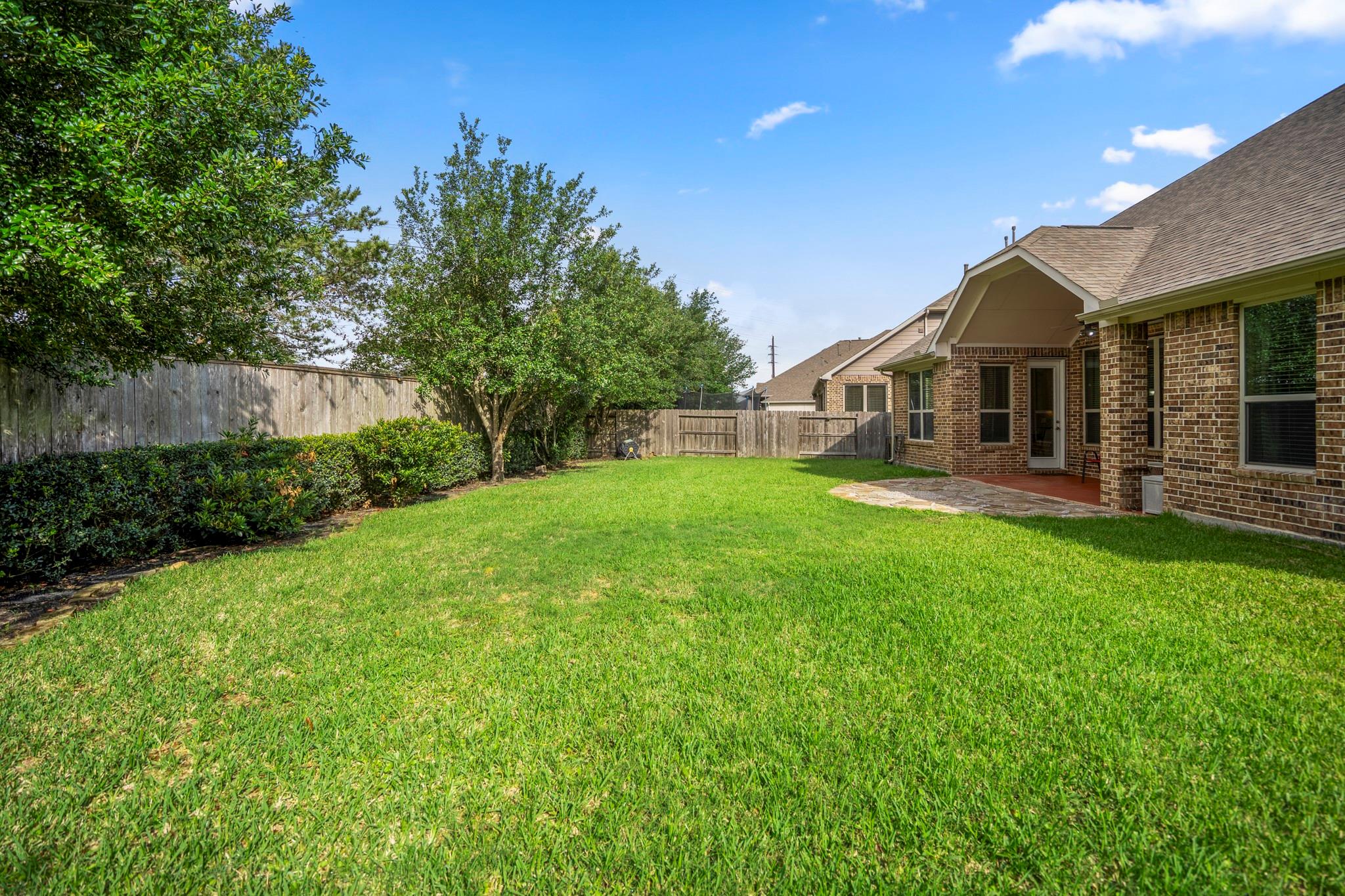 6815 Cottonwood Crest Lane