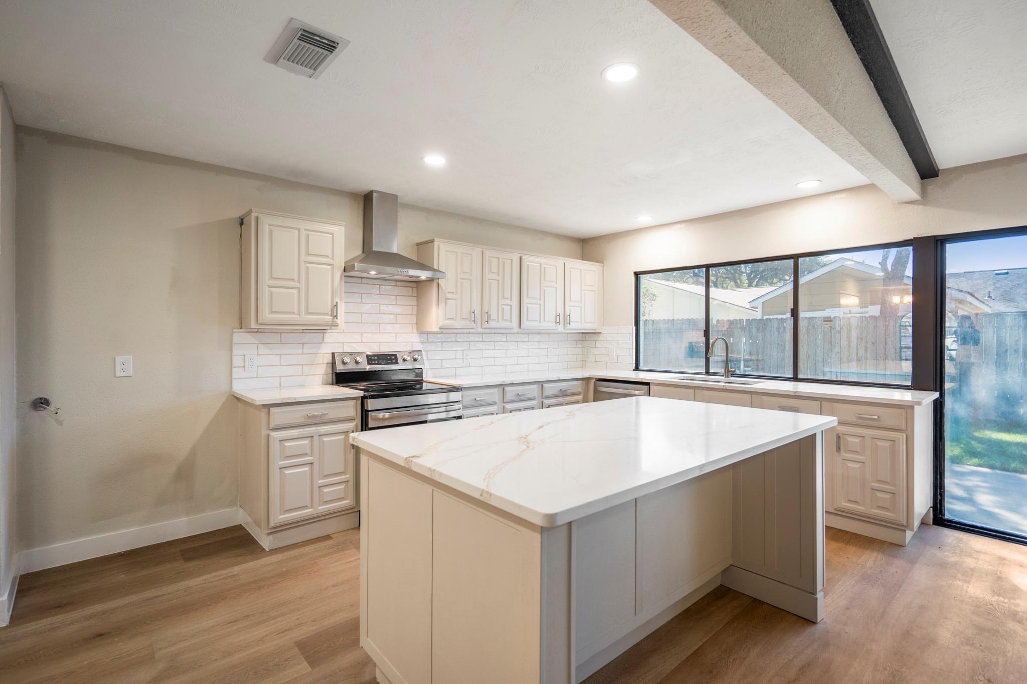 16723 Kieth Harrow Blvd