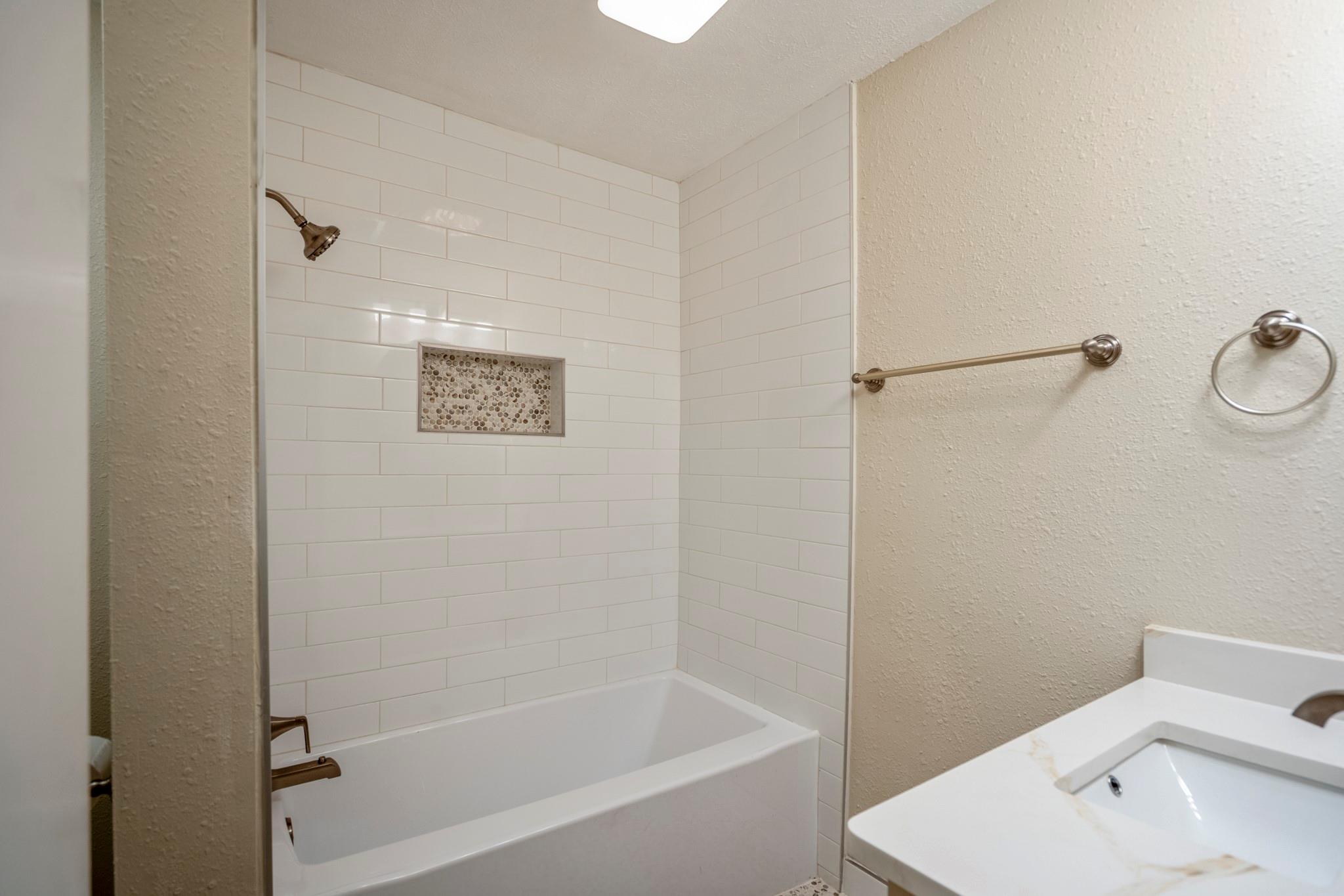 16723 Kieth Harrow Blvd