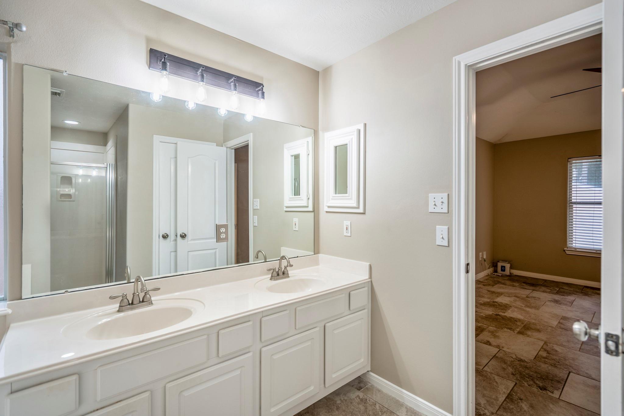 5526 Postwood Green Lane