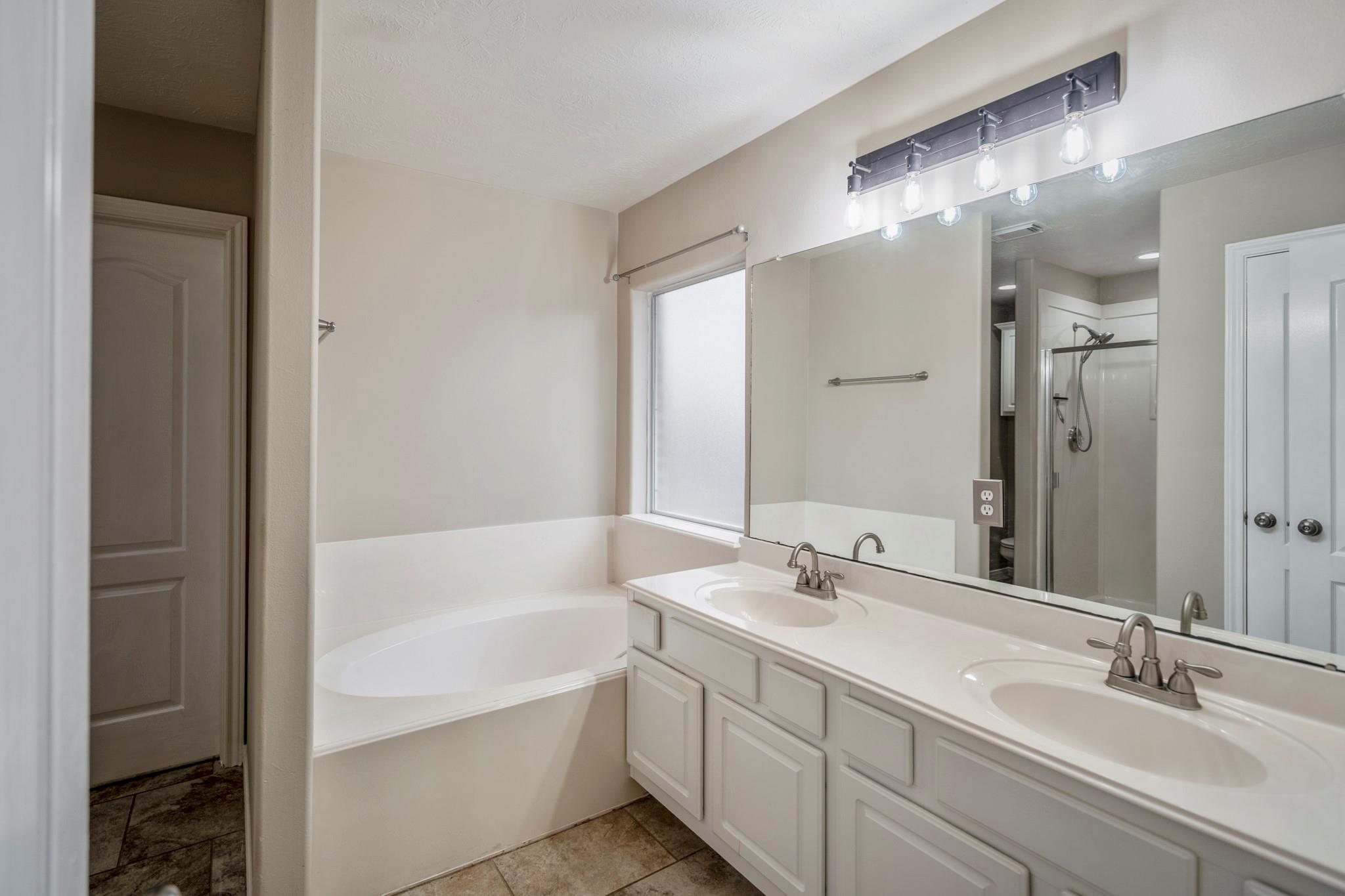 5526 Postwood Green Lane