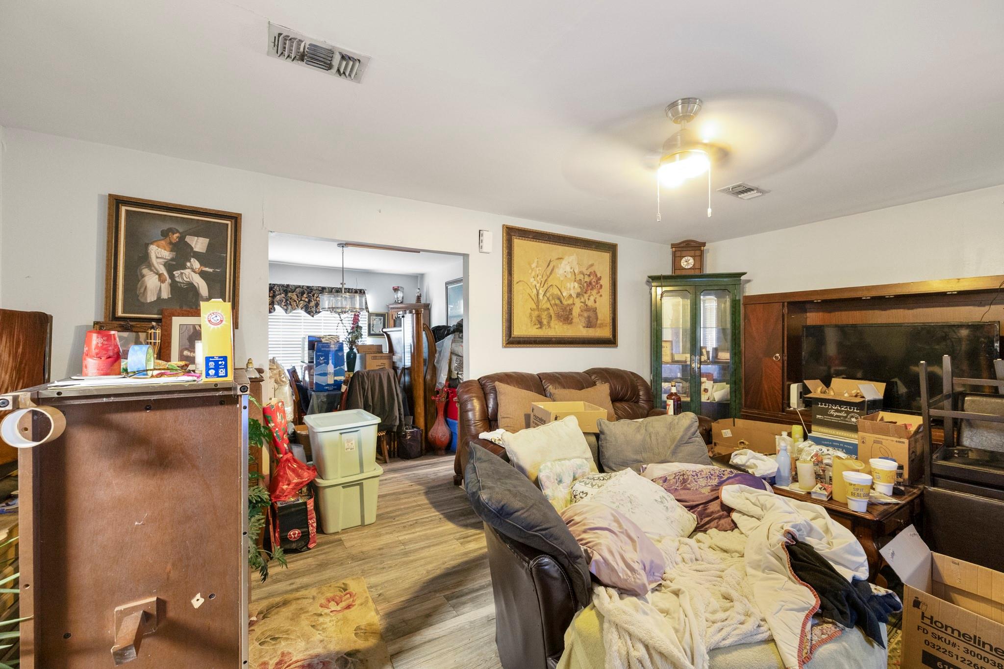 4509 Kingsbury Street