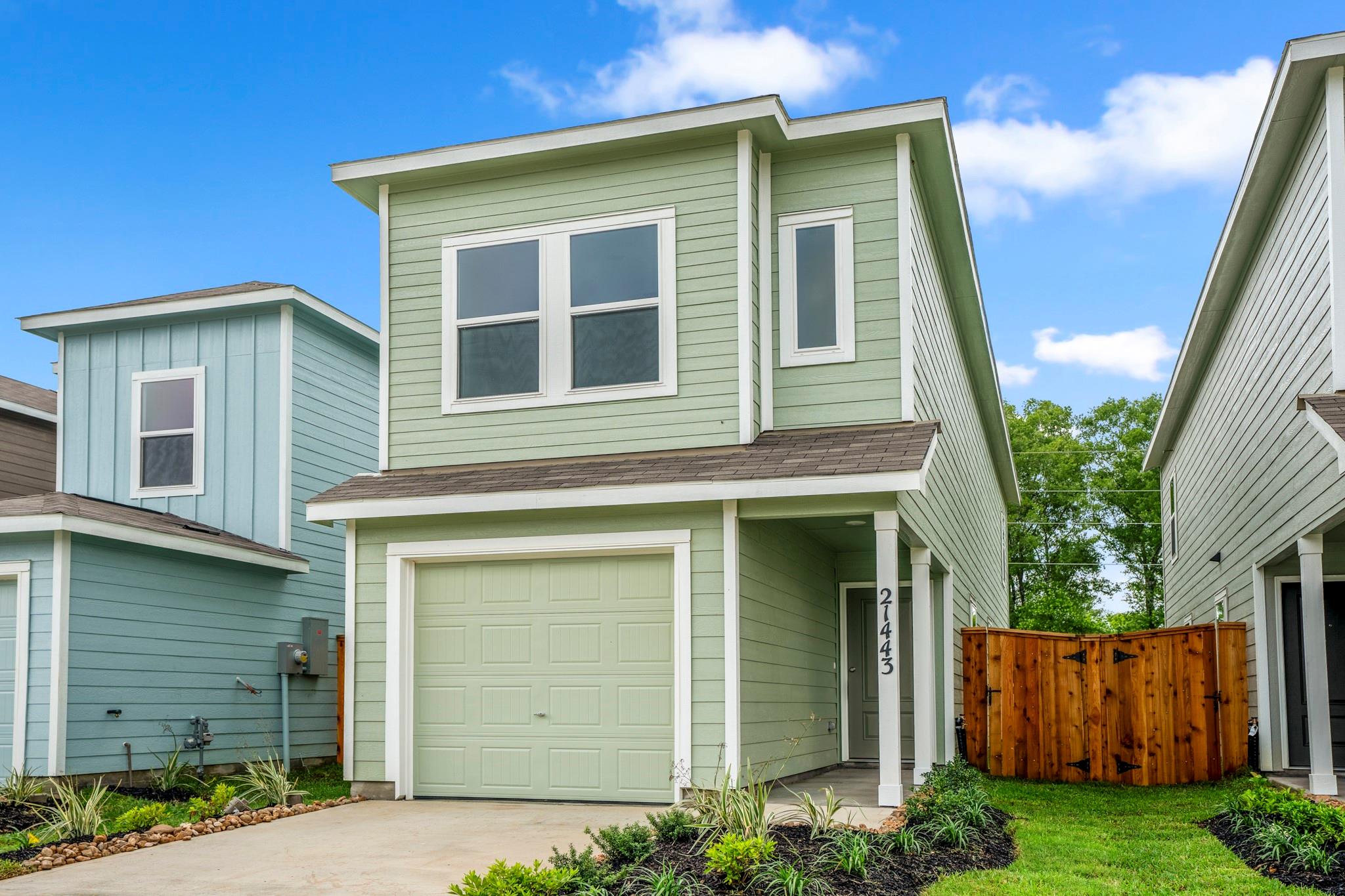 21443 Carosella Dr