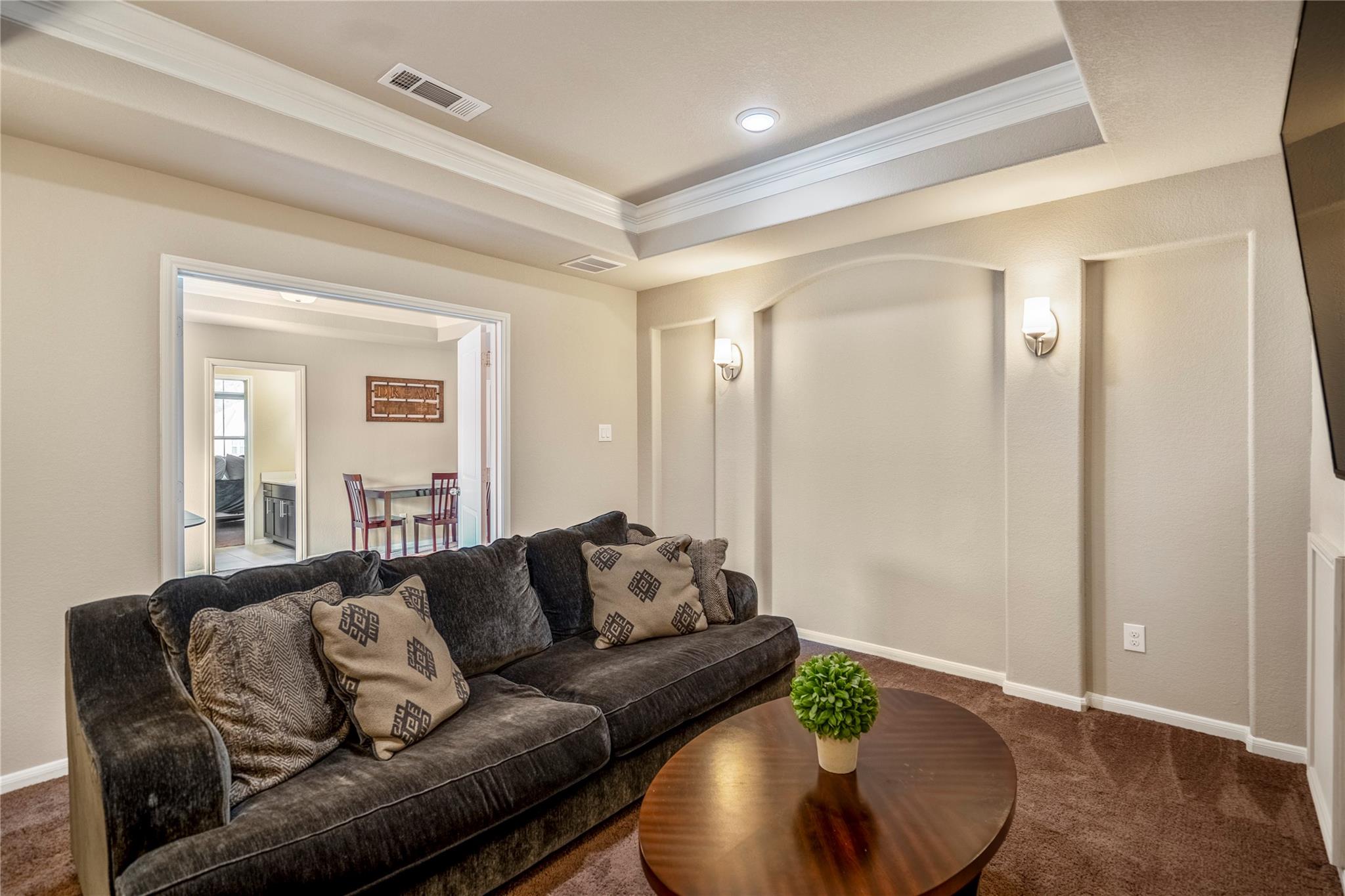 507 Woodsy Pine Court