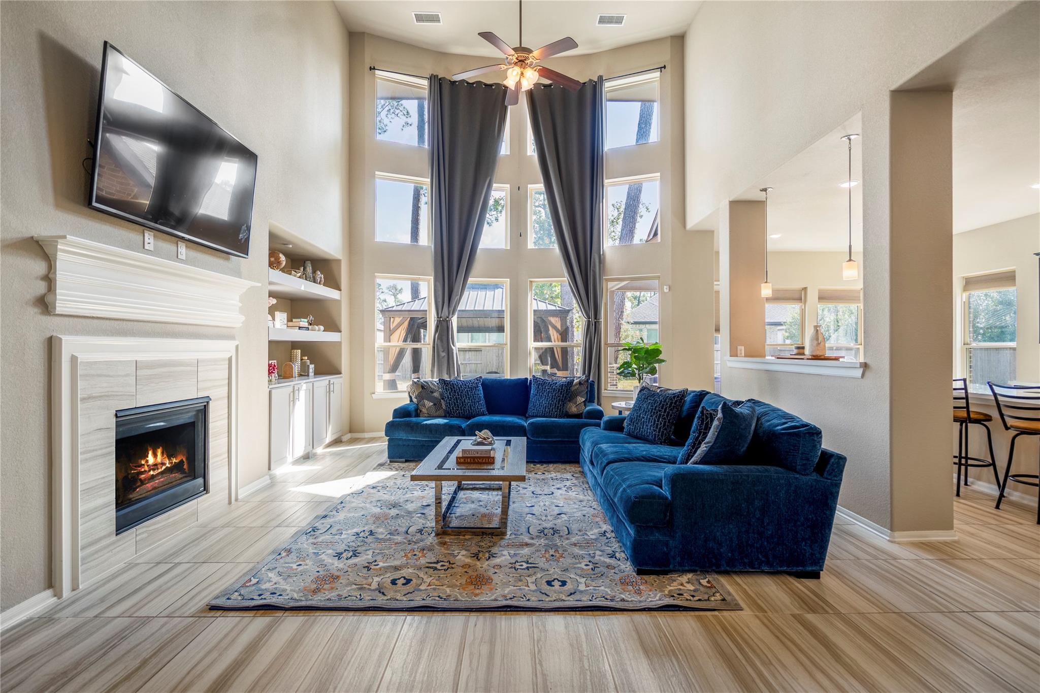 507 Woodsy Pine Court