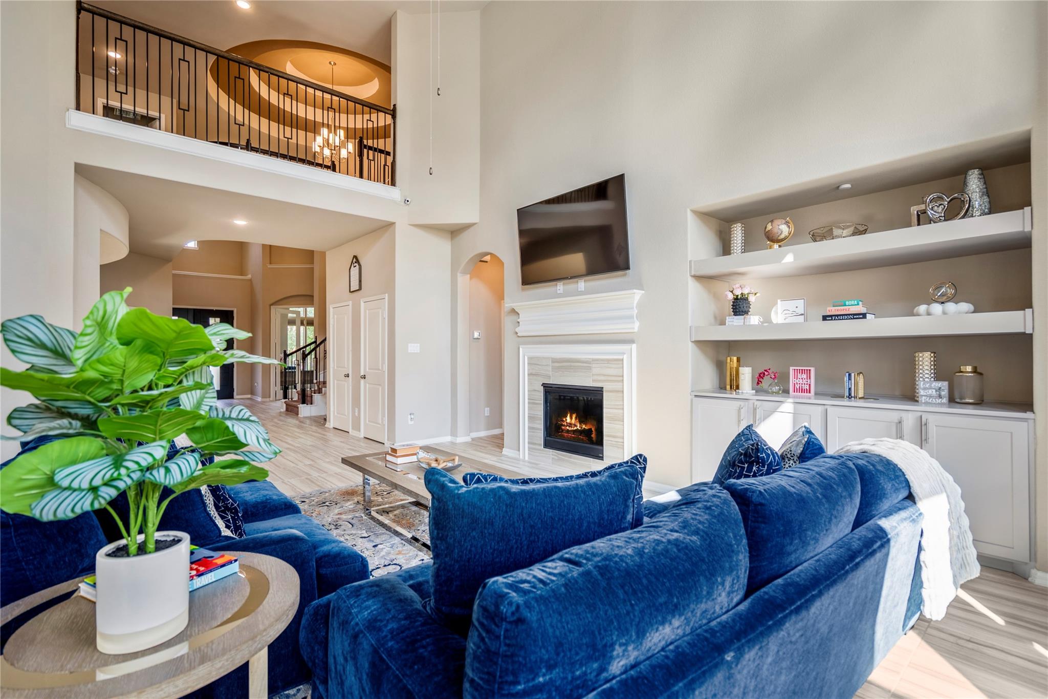 507 Woodsy Pine Court