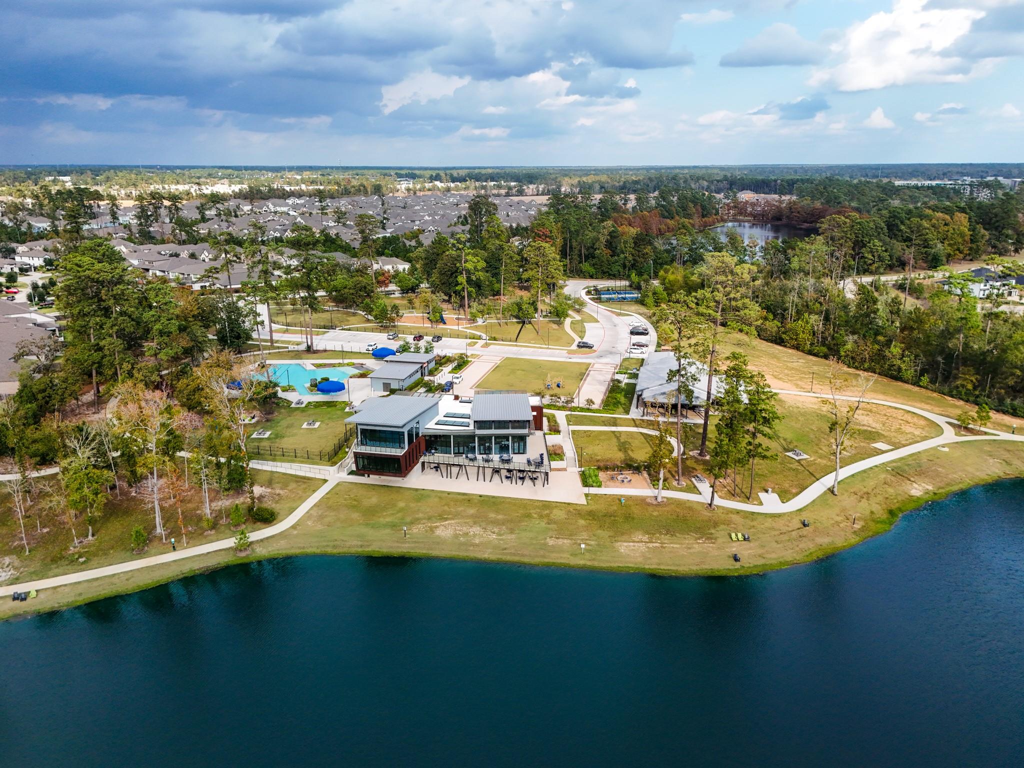 507 Woodsy Pine Court