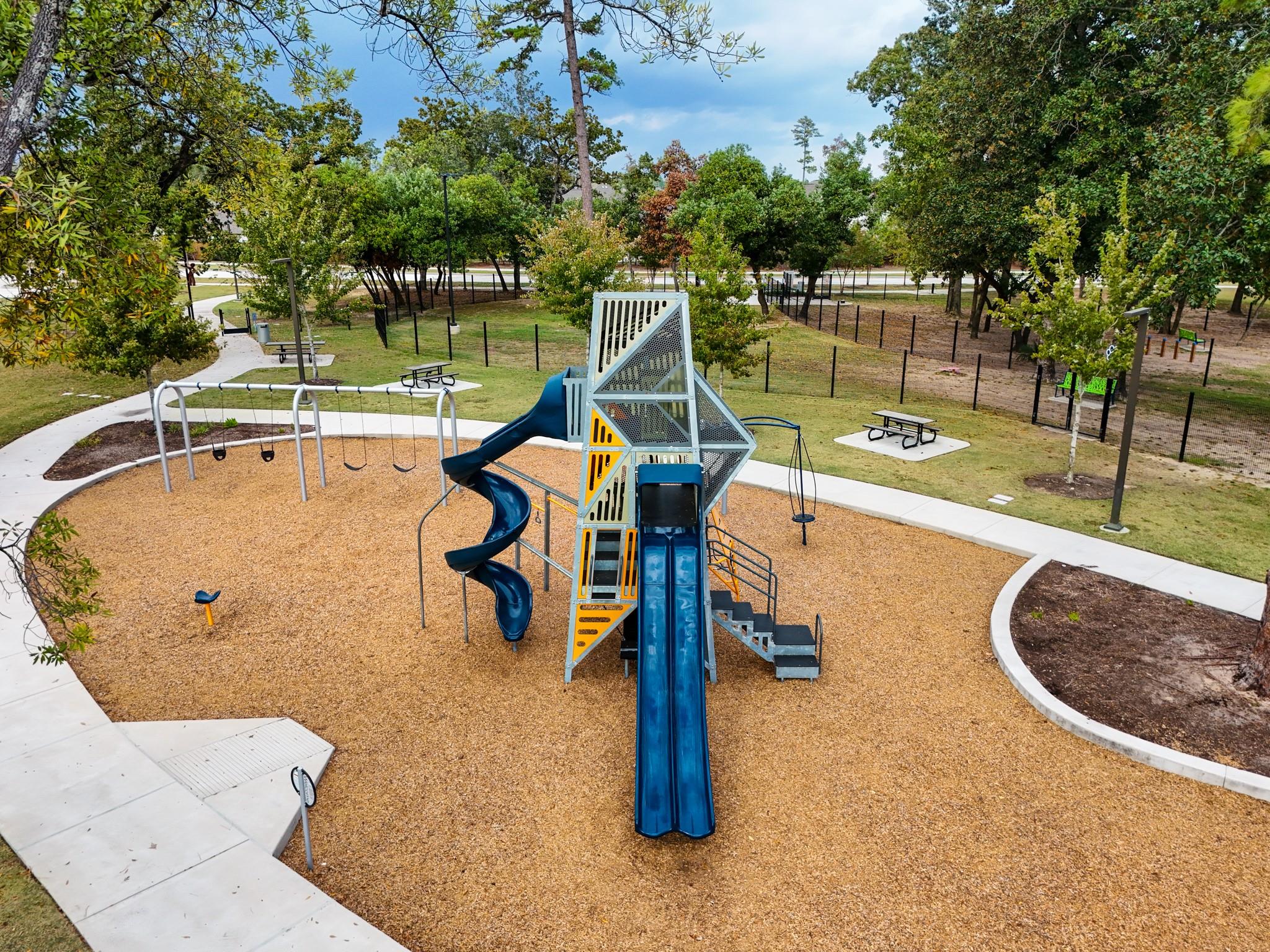 507 Woodsy Pine Court