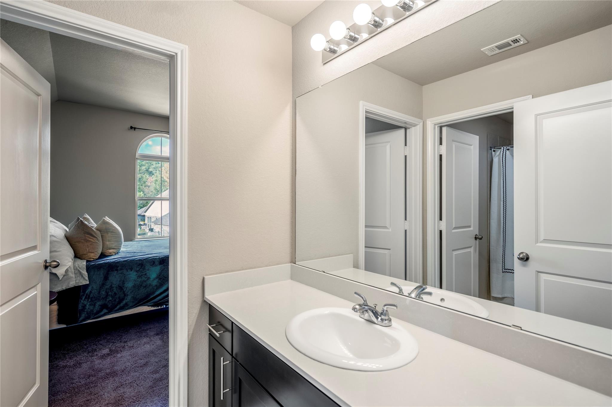 507 Woodsy Pine Court